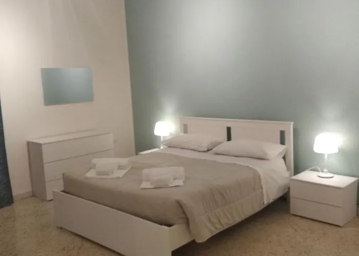 בית הארחה Residenze Benedetto Croce בארי